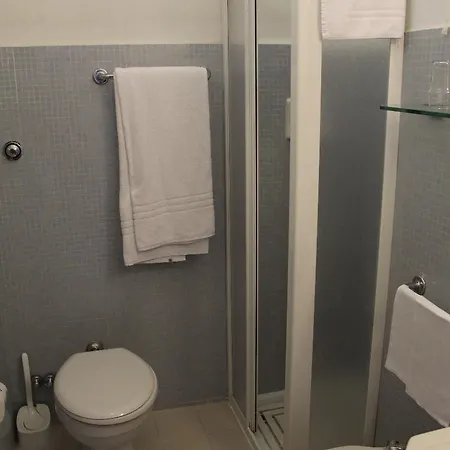 Hotel Mediterranee 4*