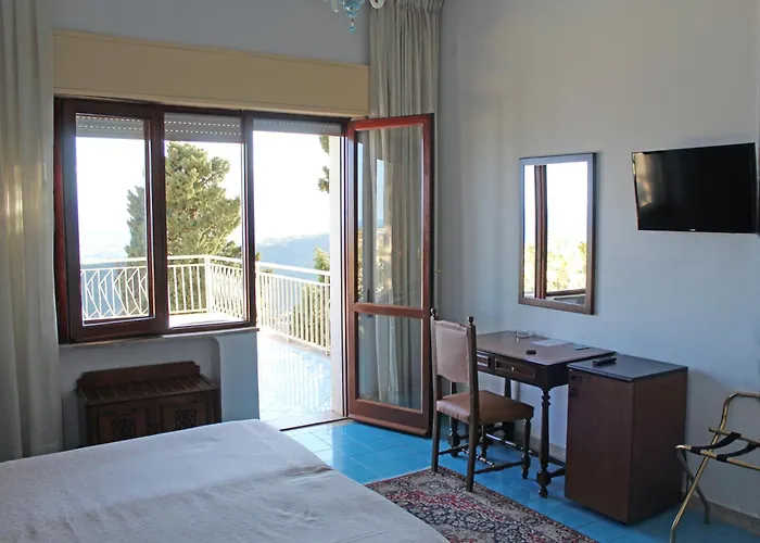 Hotel Mediterranee