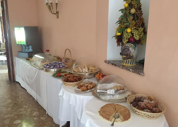 Mediterranee Hotel 4*