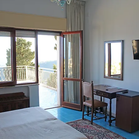 Hotel Mediterranee