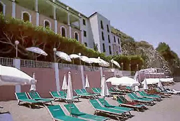 Mediterranee 4*