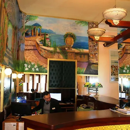 Mediterranee Hotel 4*