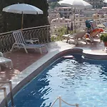 מלון Mediterranee טאורמינה