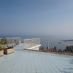 Mediterranee מלון 4*