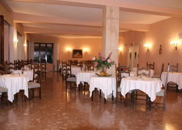 Mediterranee Hotel 4*