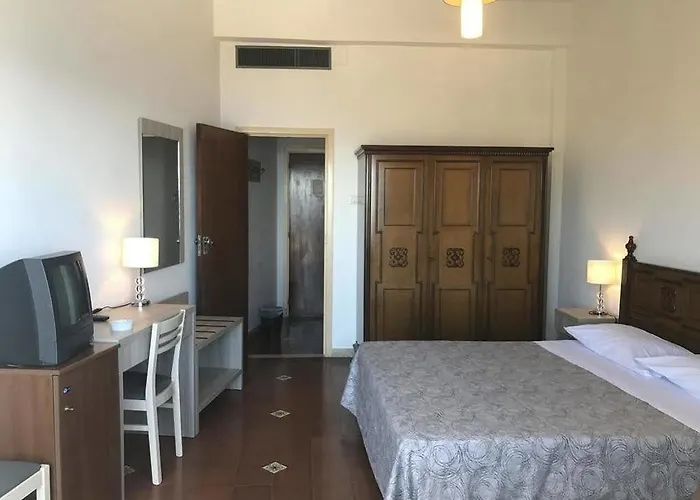 Mediterranee Hotel 4*