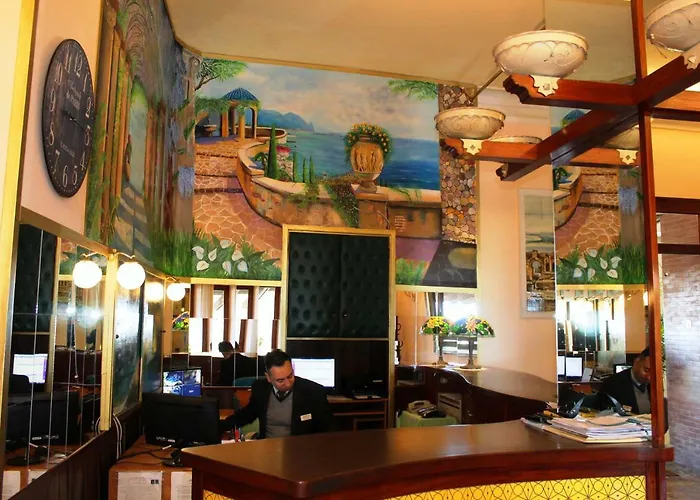 Mediterranee Hotel 4*